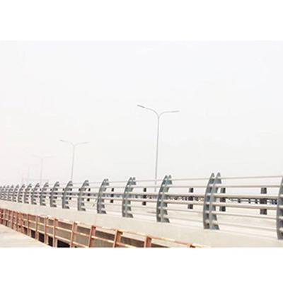 河南道路、橋梁不銹鋼復(fù)合管